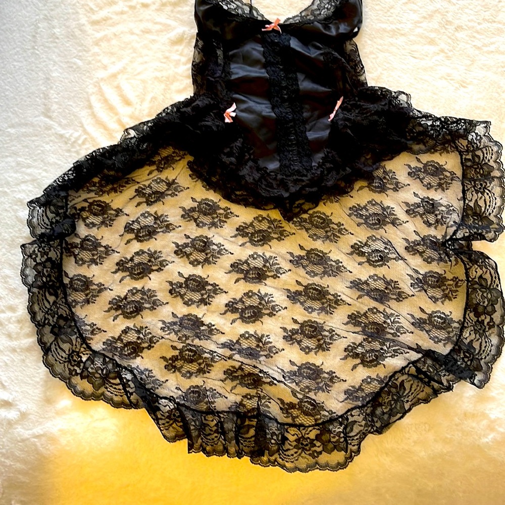 Women’s Lingerie
